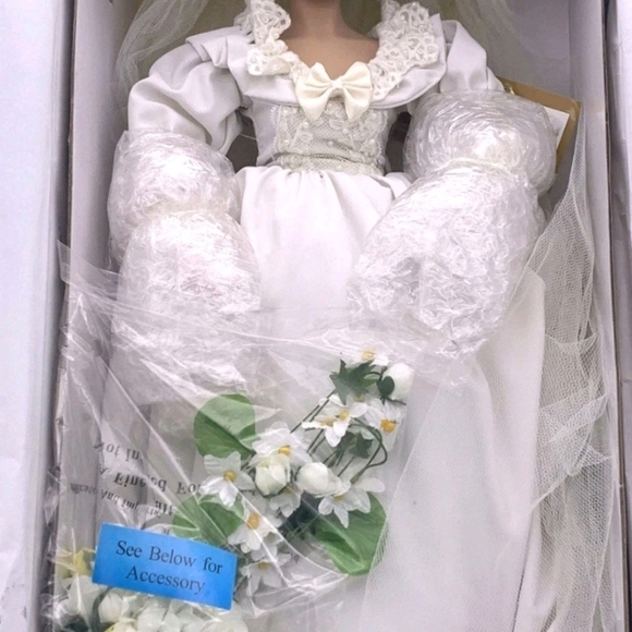 Ashton Drake Collectable Princess Diana Bride Doll The People's Princess NEW Wht - Picture 3 of 12